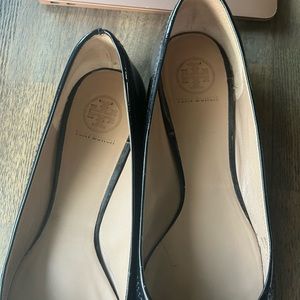 Navy Tory Burch flats